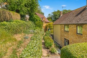 Whiteway Mollington